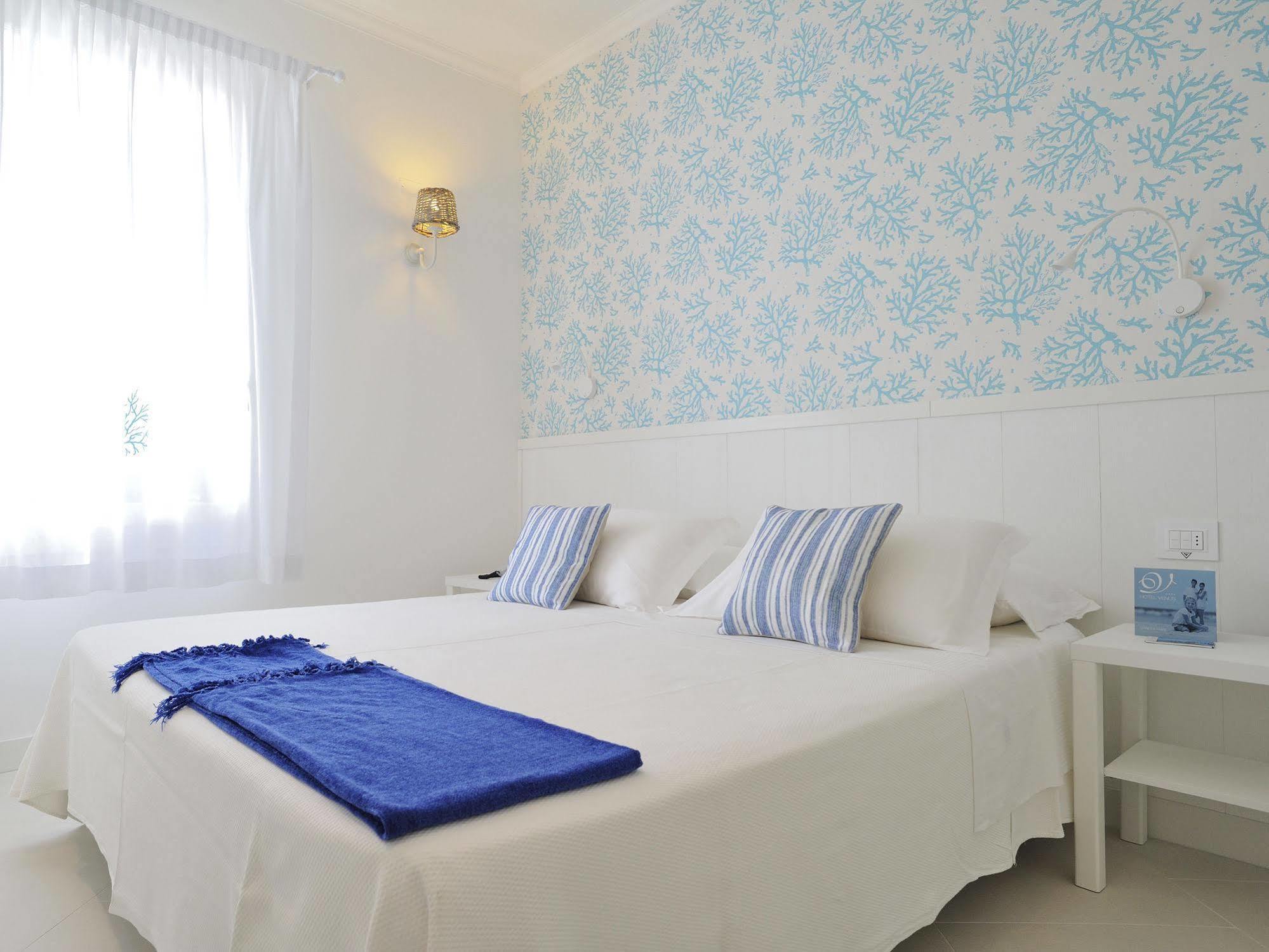 Hotel Venus ガビッチェ・マーレ エクステリア 写真