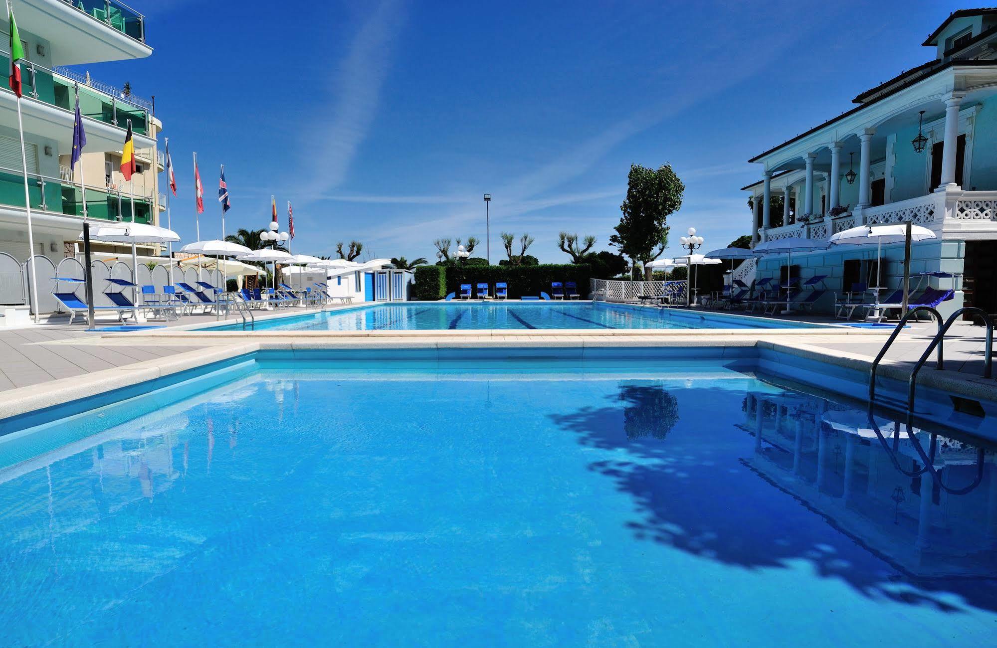 Hotel Venus ガビッチェ・マーレ エクステリア 写真